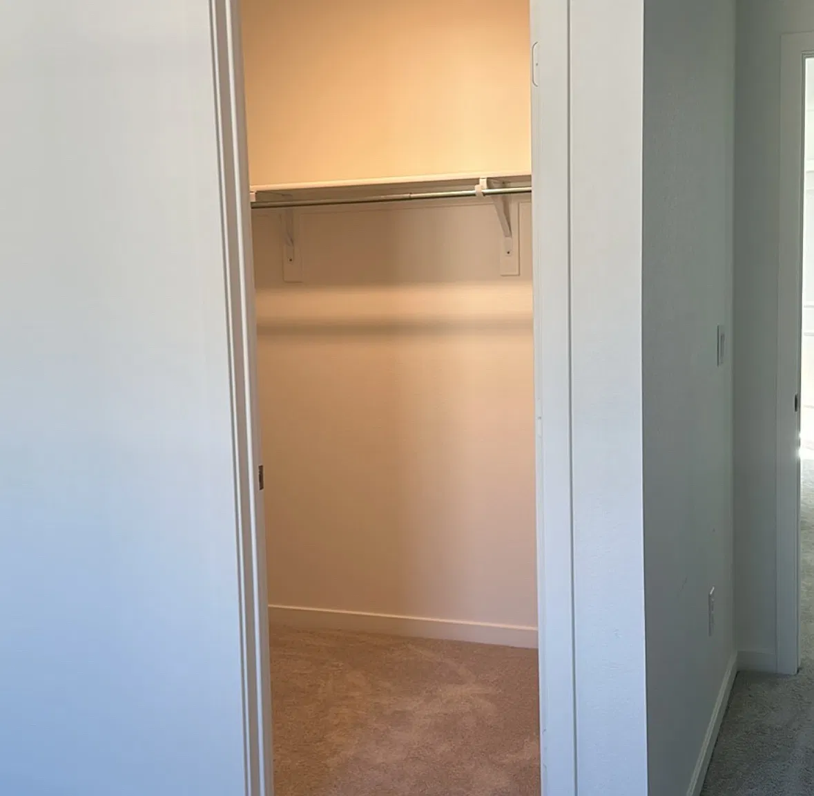 3 bed, 2978 sqft, $3,100 — Photo 1