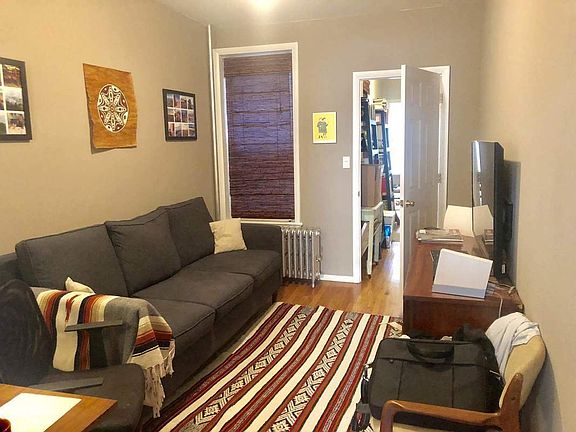 5th image of 3034 42nd St APT 1L
