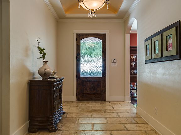 3rd image of 3923 Tupelo Ln