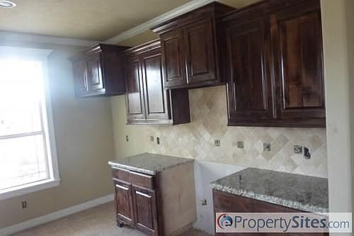 4th image of 3918 Lienz Ln