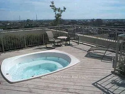 The Richmond Condos — Photo 4