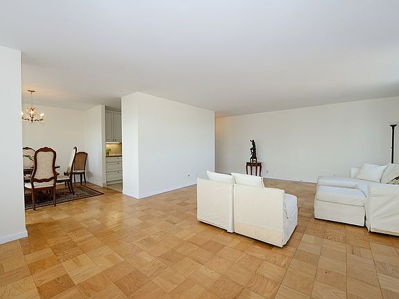 3rd image of 6040 Blvd E APT 11C
