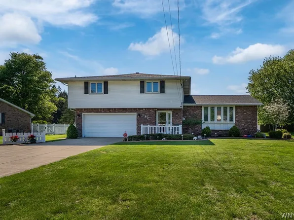 182 Messer Ave, Depew, NY 14043
