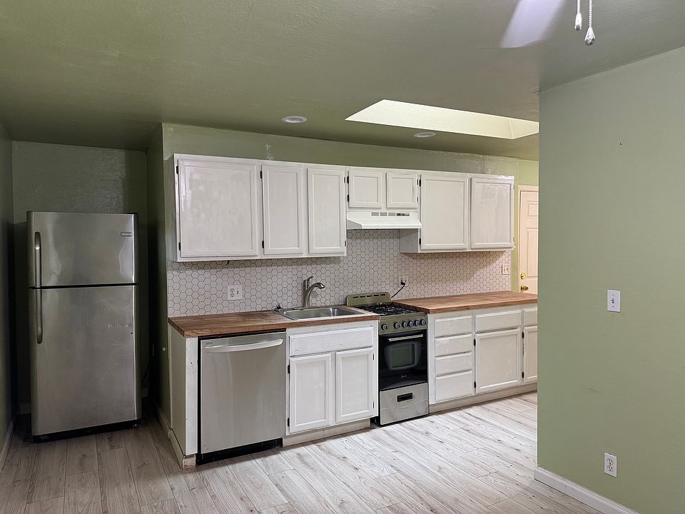 1st image of 852 Kellogg Ave Unit B