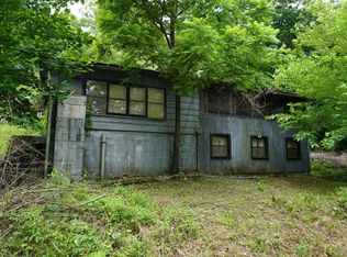 210 Jack Harmon Cir, Burnside, KY 42519