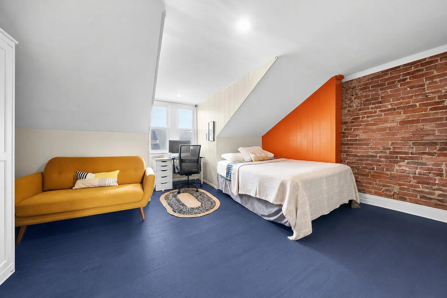 4 bed, 2130 sqft, $3,500 — Photo 4