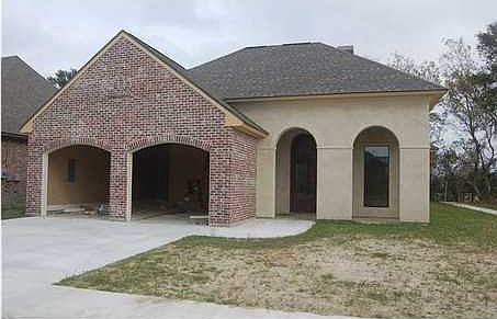1st image of 227 Country Park Dr