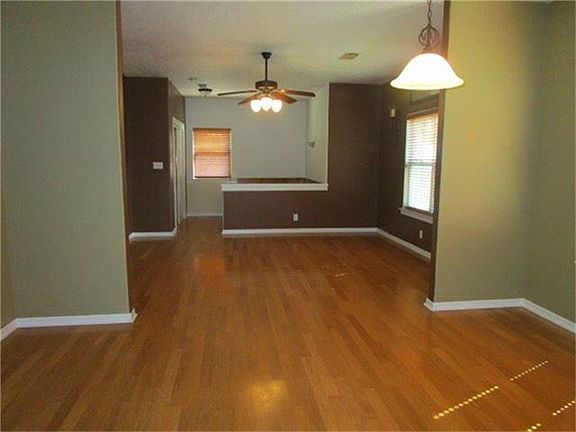 5th image of 2319 37th St