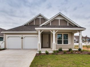 9128 Blackstone Dr, Aubrey, TX 76227