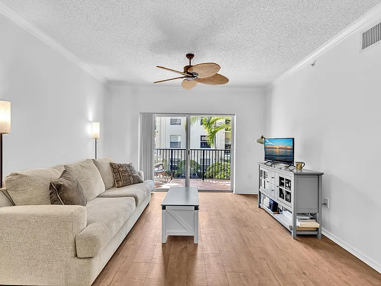 4216 Tuscany Way #4 — Photo 7