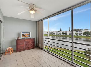 349 E Wellington Dr #H, West Palm Beach, FL 33417