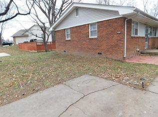 1710 N Lawndale Ave, El Dorado, KS 67042