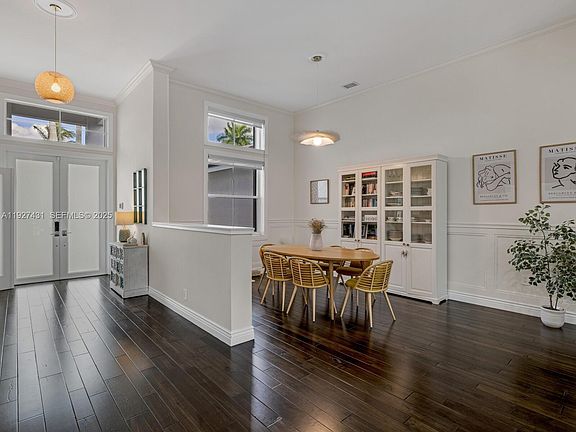 5th image of 2396 Pheasant Ln