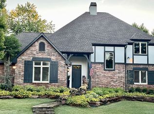 2445 S Cincinnati Ave, Tulsa, OK 74114