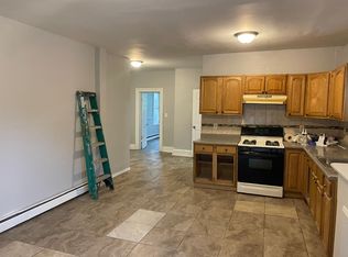 126 3rd St APT 1, Elizabethport, NJ 07206