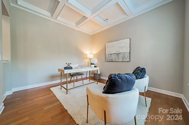 424 Ranelagh Dr — Photo 32
