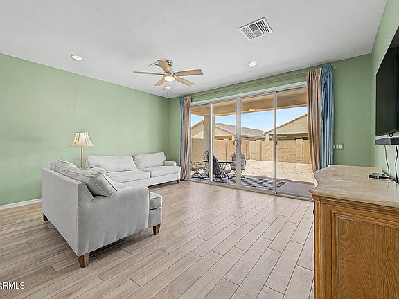 3rd image of 40140 W ELM Drive