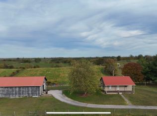 761 College Rd, Paris, KY 40361