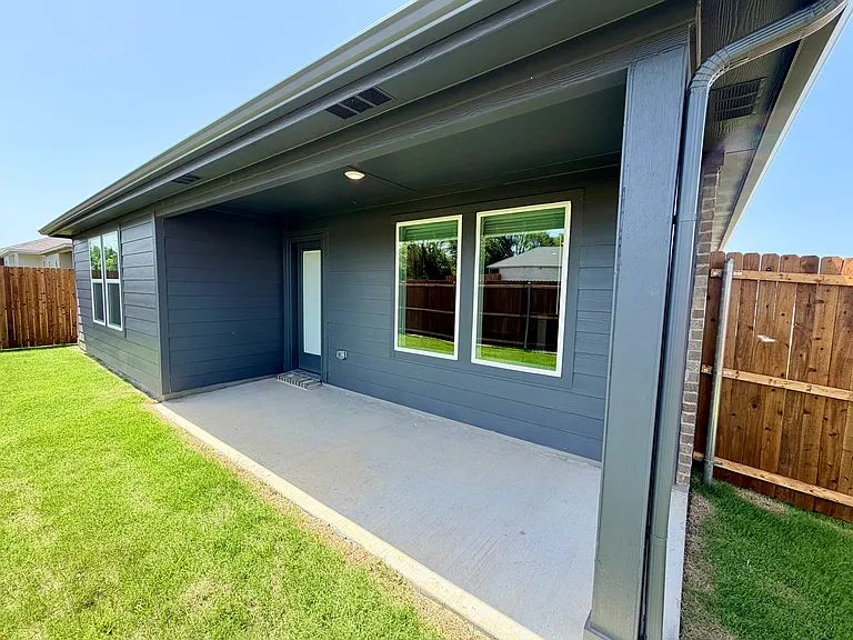 3334 Catamount Dr — Photo 26