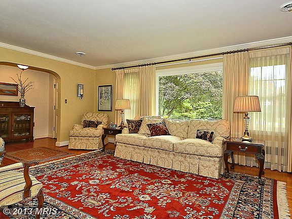 4th image of 9436 Rosehill Dr