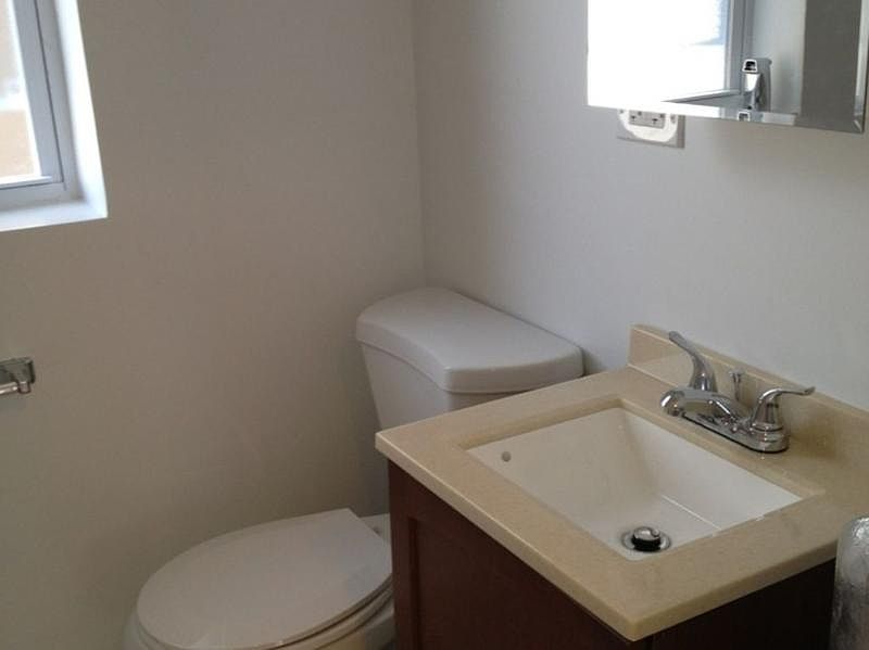 2nd image of 3408 W Berteau Ave