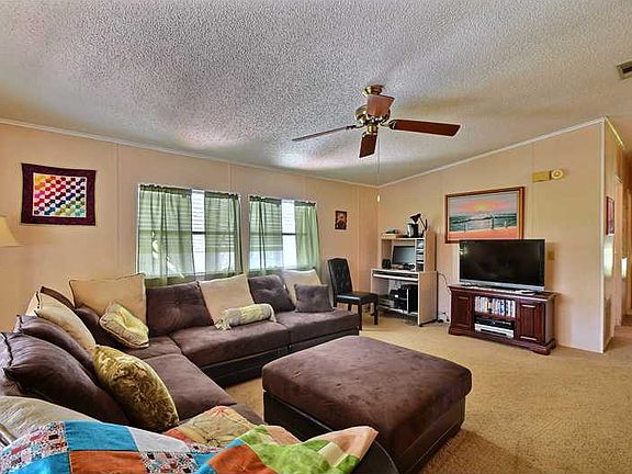 3rd image of 702 Lantania Dr