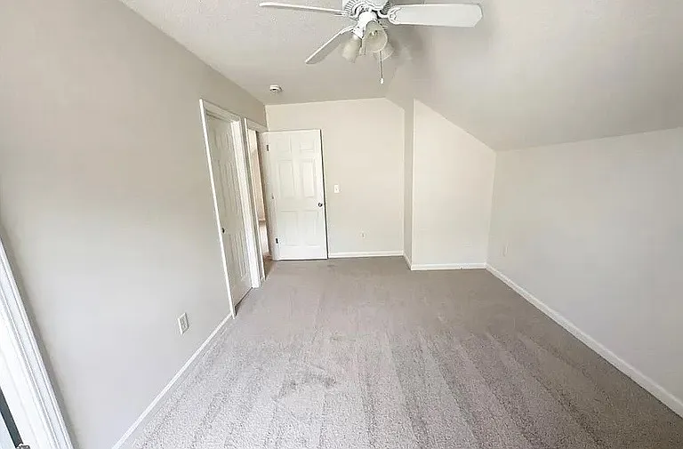 2851 Mossy Meadow Dr — Photo 8