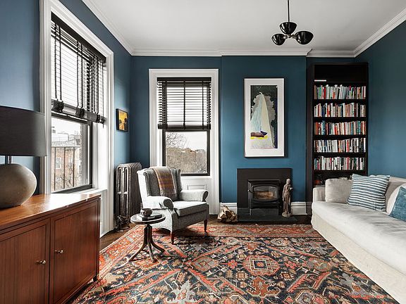 2nd image of 647 Vanderbilt Ave #8