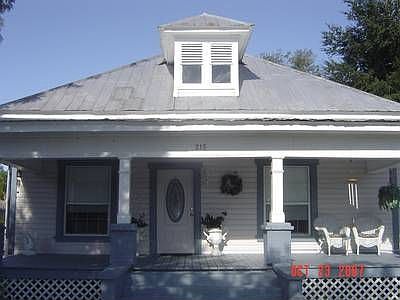 1st image of 215 N Orange Ave