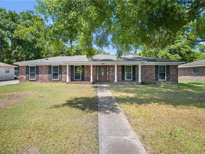 609 Oakmont Street, Saraland, AL, 36571