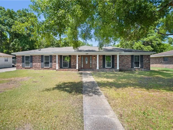 609 Oakmont St, Saraland, AL 36571