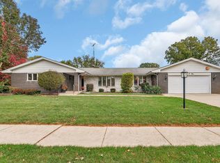 704 Lois Pl, Joliet, IL 60435