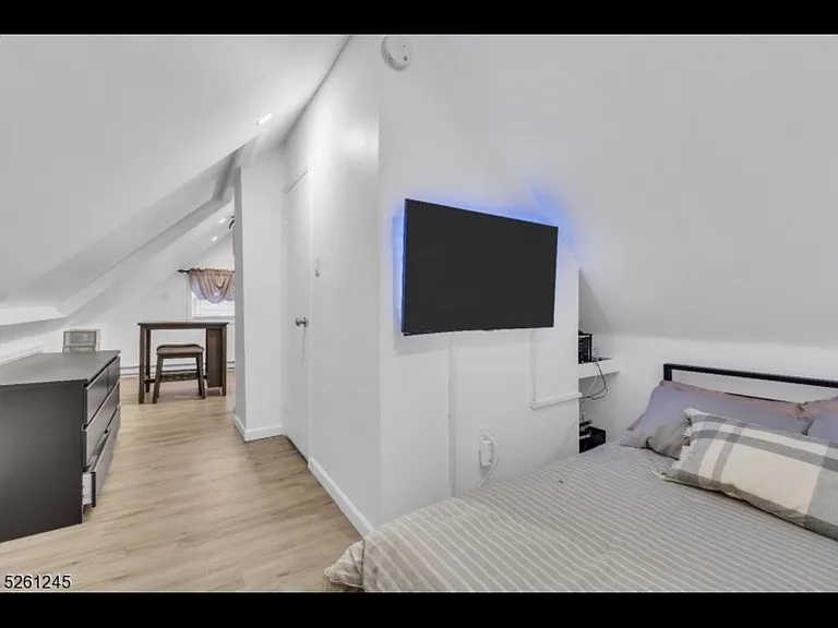 56 Whittlesey Ave — Photo 2