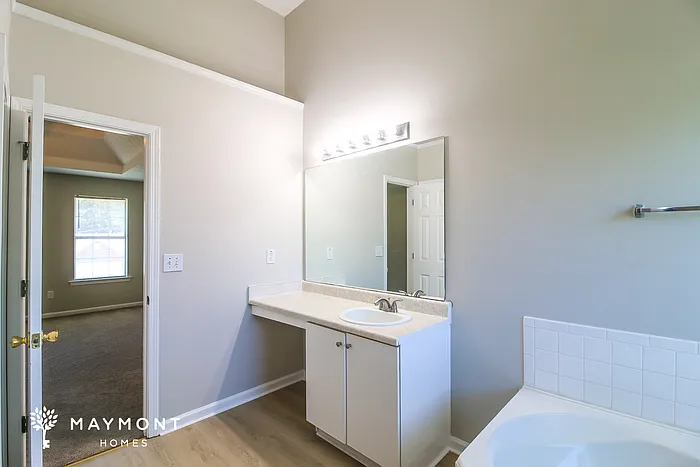 444 Grove Park Dr — Photo 12
