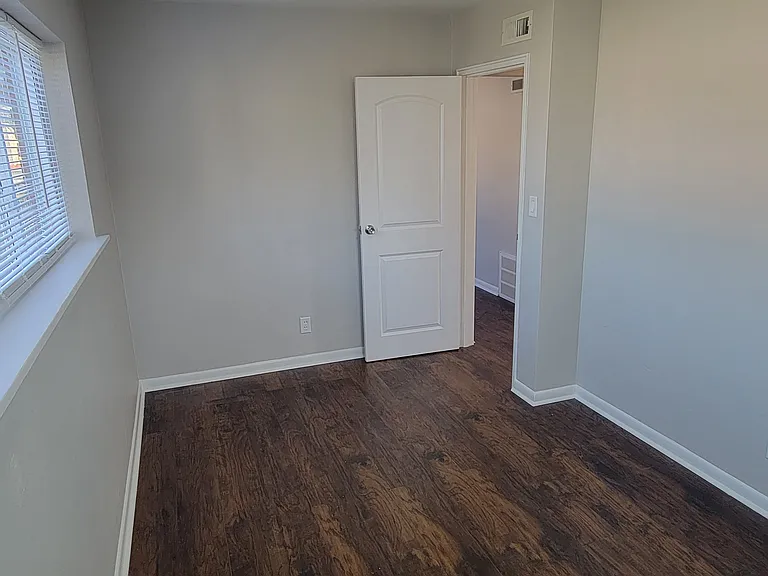 2304 Fairmont Ave #1 — Photo 10