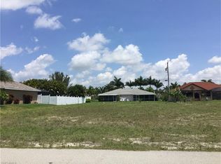 1717 SW 52nd St, Cape Coral, FL 33914