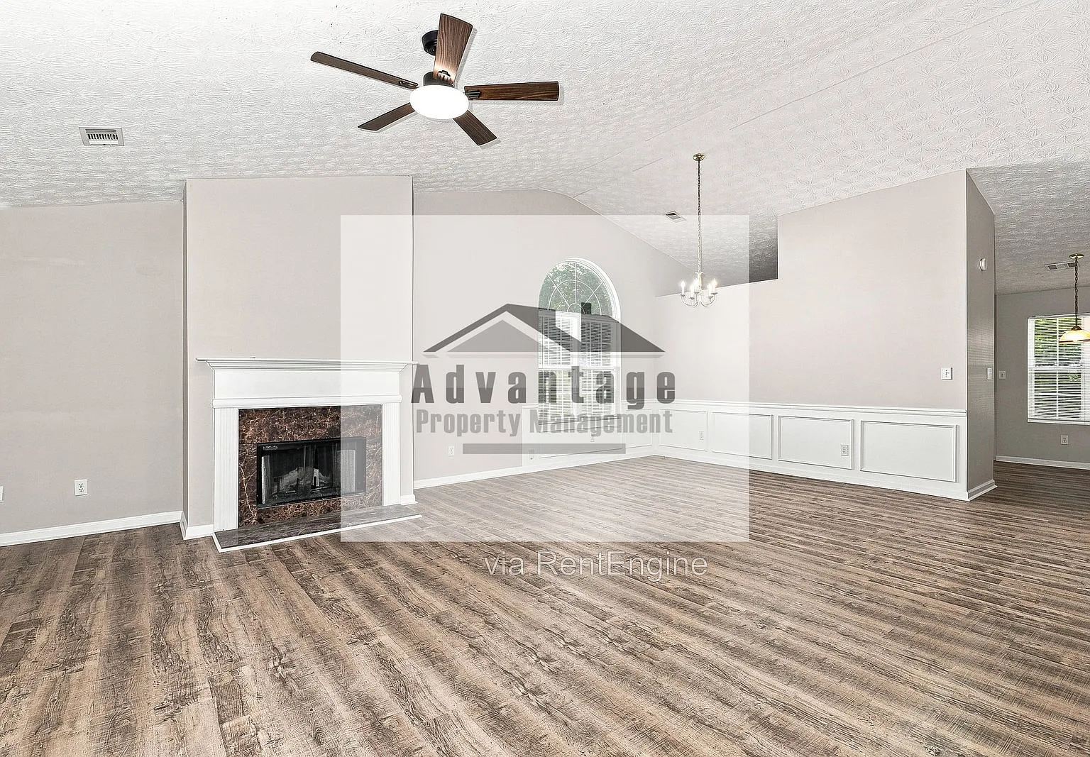 3 bed, 2.0 bath, $1,740 — Photo 3