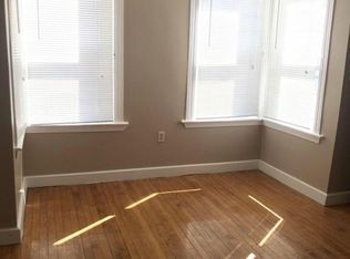 195 Raymond St #3A, Fall River, MA 02723