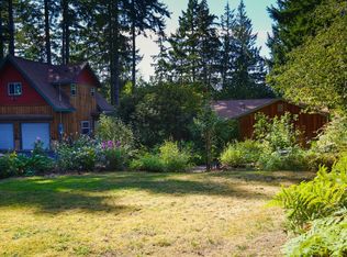 130 E Benson Lake Dr, Grapeview, WA 98546