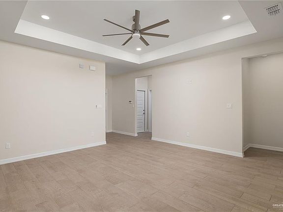 2nd image of 1709 Alisson St