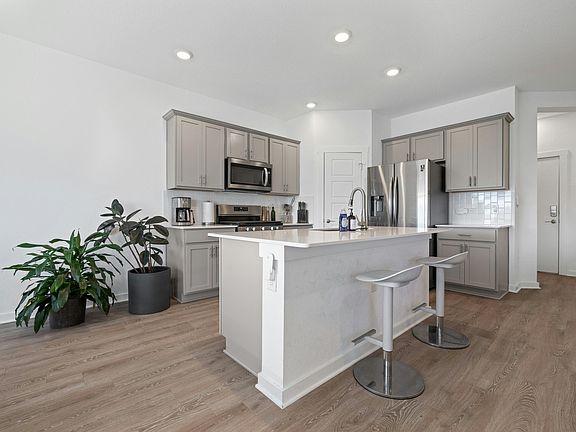 4th image of 13817 Zuhause Dr