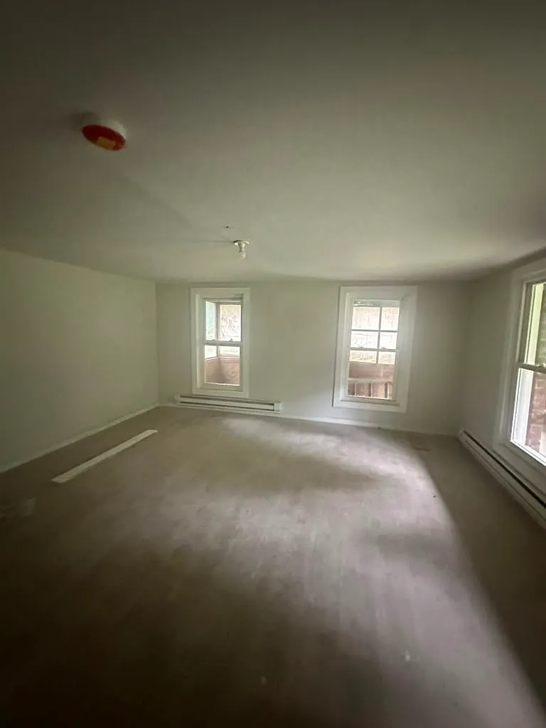 4 bed, 1420 sqft, $3,150 — Photo 4