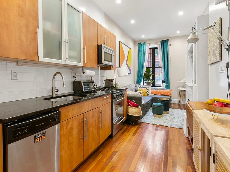 161 W 133rd St #1B — Photo 3