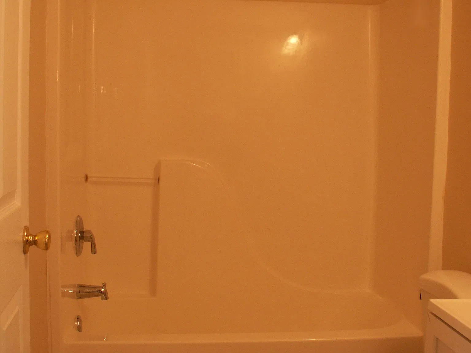 2 bed, 1.5 bath, 996 sqft, $1,400 — Photo 4