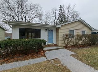 7633 Maple Ave, Gary, IN 46403