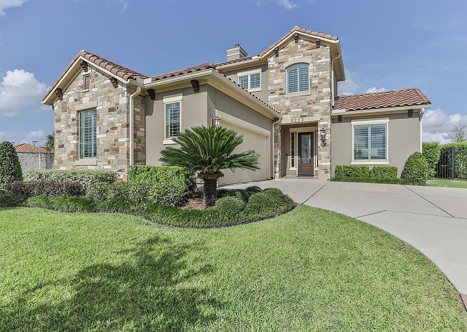 1st image of 2223 Camden Creek Ln