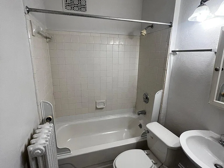 378 Elm Ave SW #9 — Photo 15