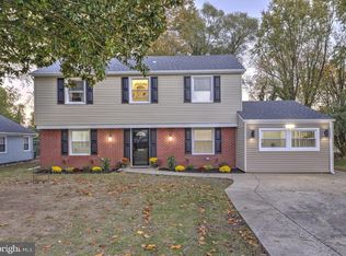 198 Millbrook Dr, Willingboro, NJ 08046