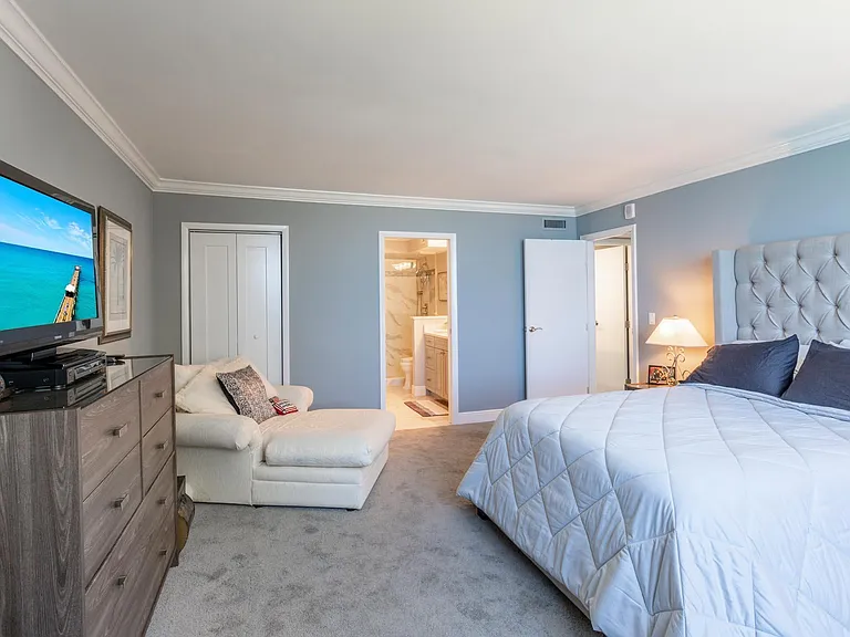 5440 N Ocean Dr #804 — Photo 18