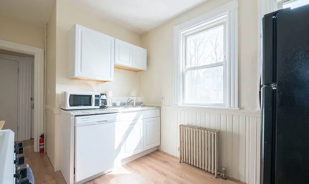 1 bed, $875 — Photo 4